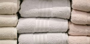 Why Businesses Buy Towels in Bulk