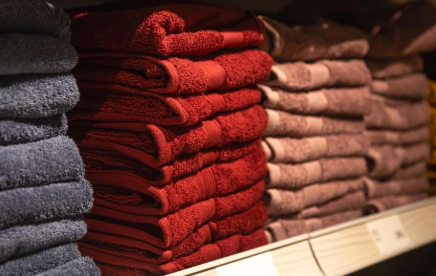 The Ultimate Guide to Towels: Types, Materials, GSM & Buying Tips